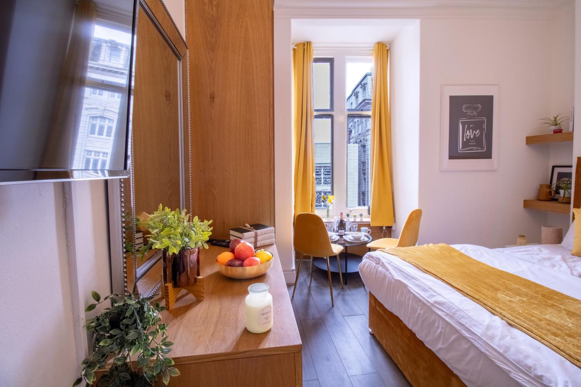 Spacious Studio Apartment On Oxford Street 9Gc Londen Buitenkant foto